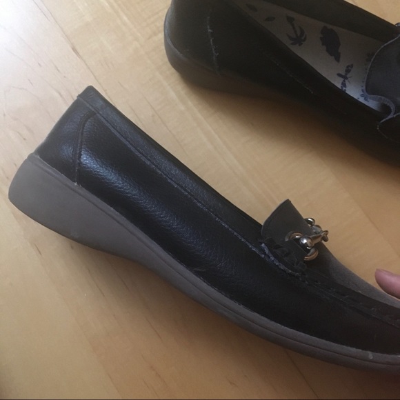 Leather loafers with silver chain - Picture 2 of 5
